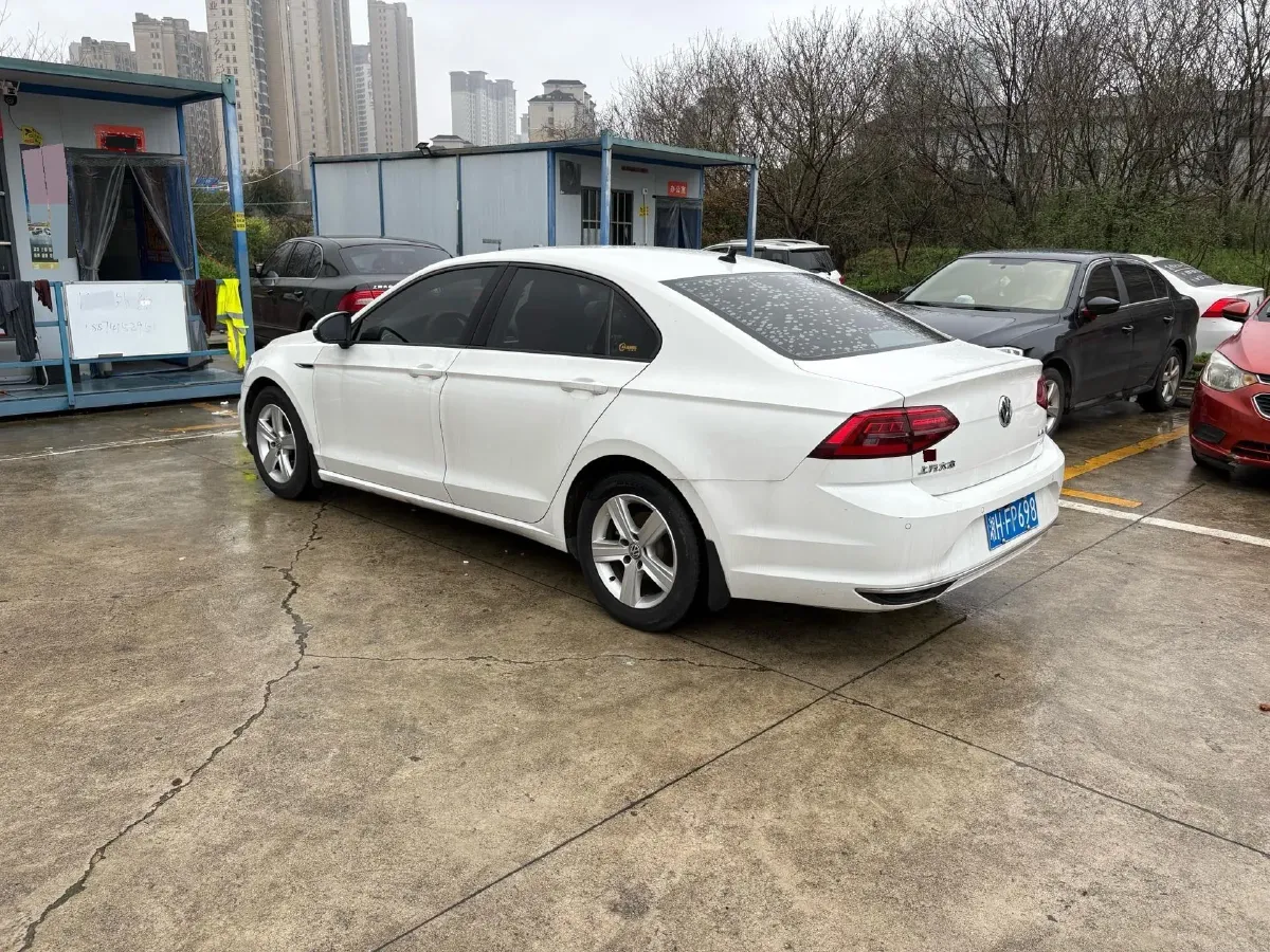 2019 Volkswagen T-Cross 1.4T 150HP L4 7DCT,autocango,china used car exporter,china ev exporter,chinese used car exporter,chinese used ev exporter