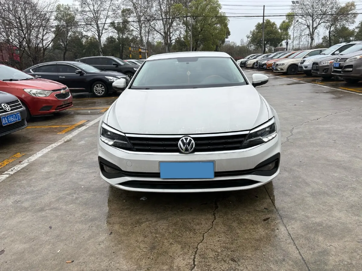 2019 Volkswagen T-Cross 1.4T 150HP L4 7DCT,autocango,china used car exporter,china ev exporter,chinese used car exporter,chinese used ev exporter