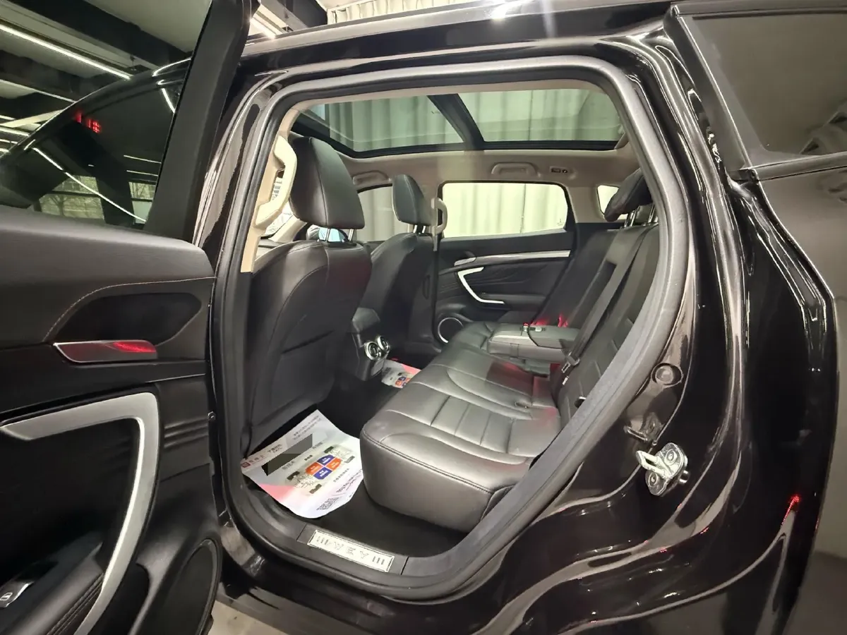 2017 WEY VV7 2.0T 234HP L4 7DCT,autocango,china used car exporter,china ev exporter,chinese used car exporter,chinese used ev exporter