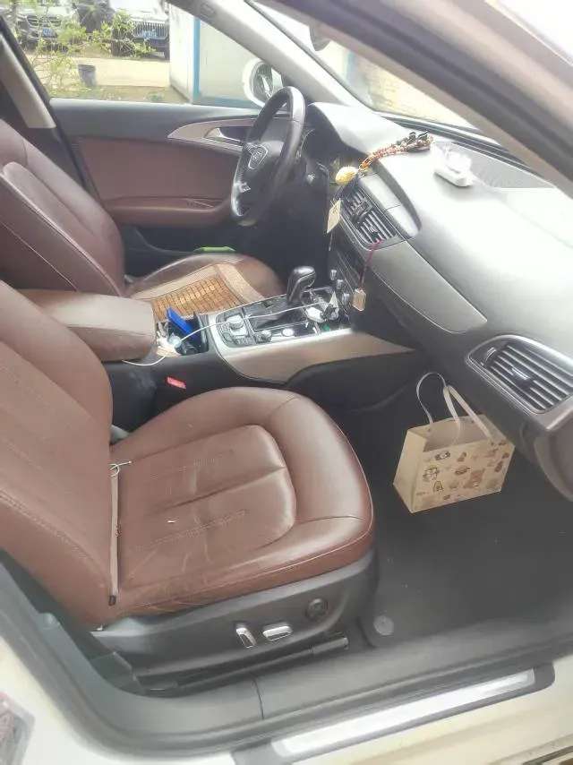 2022 Geely JiaJi 1.5T 177HP L3 7DCT PHEV 15.5KWH,autocango,china used car exporter,china ev exporter,chinese used car exporter,chinese used ev exporter