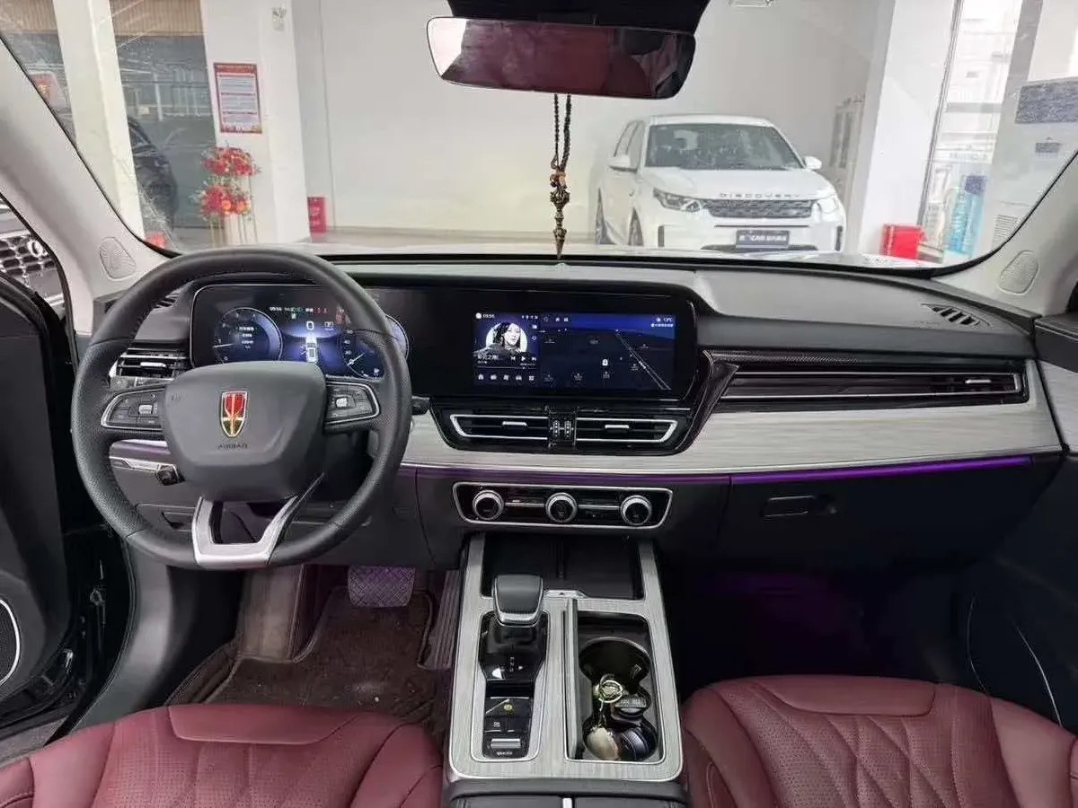 2025 HongQi HS5 2.0T 252HP L4 8AT,autocango,china used car exporter,china ev exporter,chinese used car exporter,chinese used ev exporter