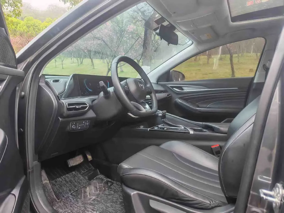 2020 ChangAn Eado 1.6L 128HP L4 CVT,autocango,china used car exporter,china ev exporter,chinese used car exporter,chinese used ev exporter