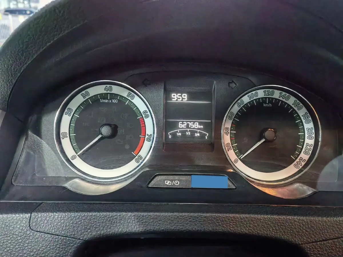 2018 Skoda Rapid 1.6L 110HP L4 6AT,autocango,china used car exporter,china ev exporter,chinese used car exporter,chinese used ev exporter