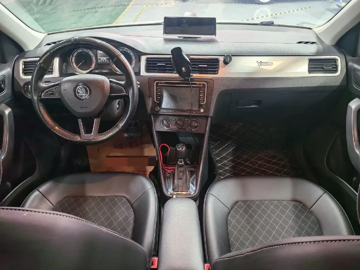 2018 Skoda Rapid 1.6L 110HP L4 6AT,autocango,china used car exporter,china ev exporter,chinese used car exporter,chinese used ev exporter