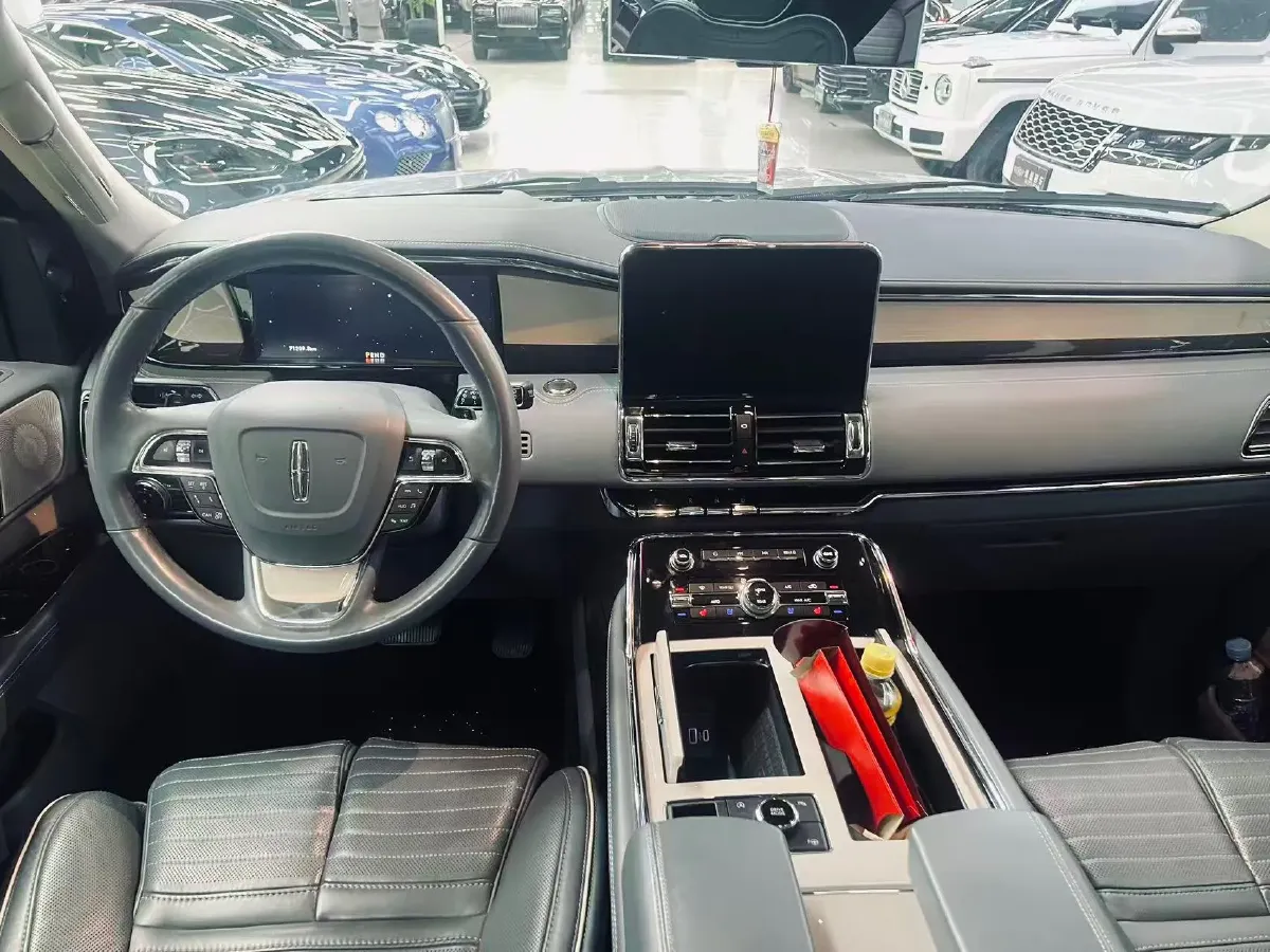 2020 Lincoln Navigator 3.5T 388HP V6 10AT,autocango,china used car exporter,china ev exporter,chinese used car exporter,chinese used ev exporter