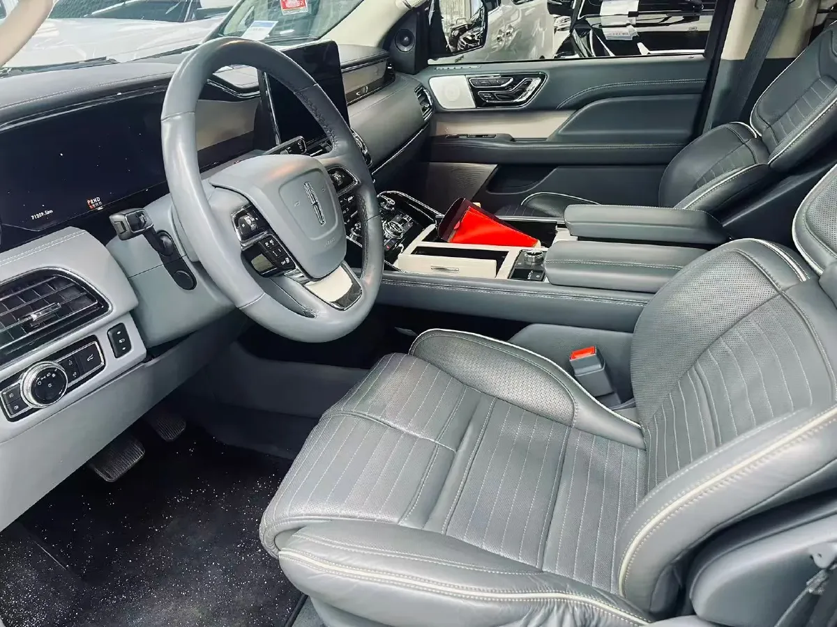 2020 Lincoln Navigator 3.5T 388HP V6 10AT,autocango,china used car exporter,china ev exporter,chinese used car exporter,chinese used ev exporter