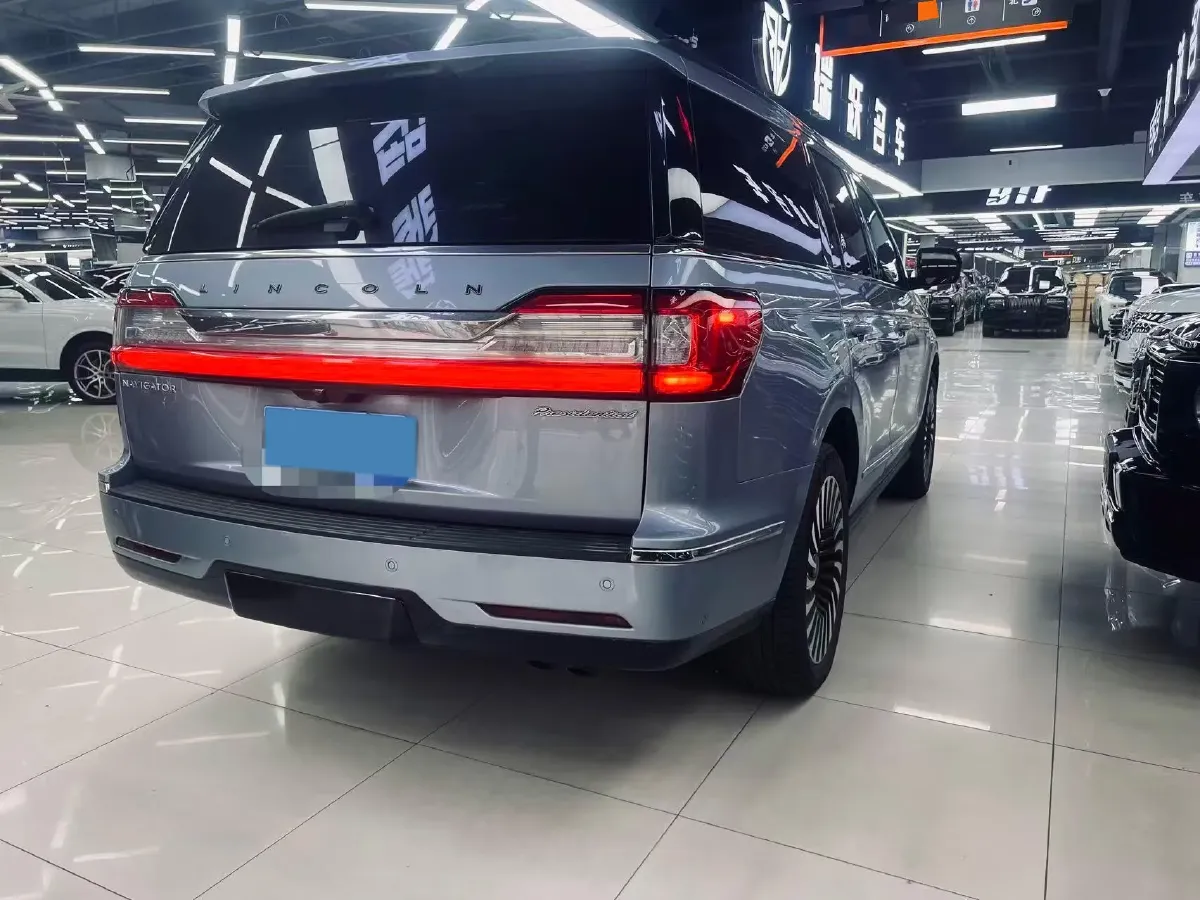 2020 Lincoln Navigator 3.5T 388HP V6 10AT,autocango,china used car exporter,china ev exporter,chinese used car exporter,chinese used ev exporter
