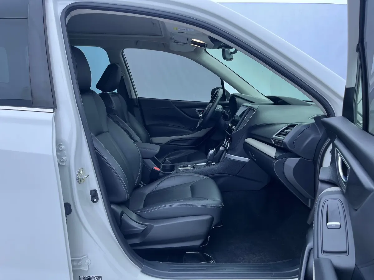 2022 Subaru Forester 2.0L 154HP H4 CVT,autocango,china used car exporter,china ev exporter,chinese used car exporter,chinese used ev exporter