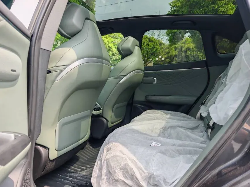 2025 Deepal S07 BEV 68.82KWH,autocango,china used car exporter,china ev exporter,chinese used car exporter,chinese used ev exporter