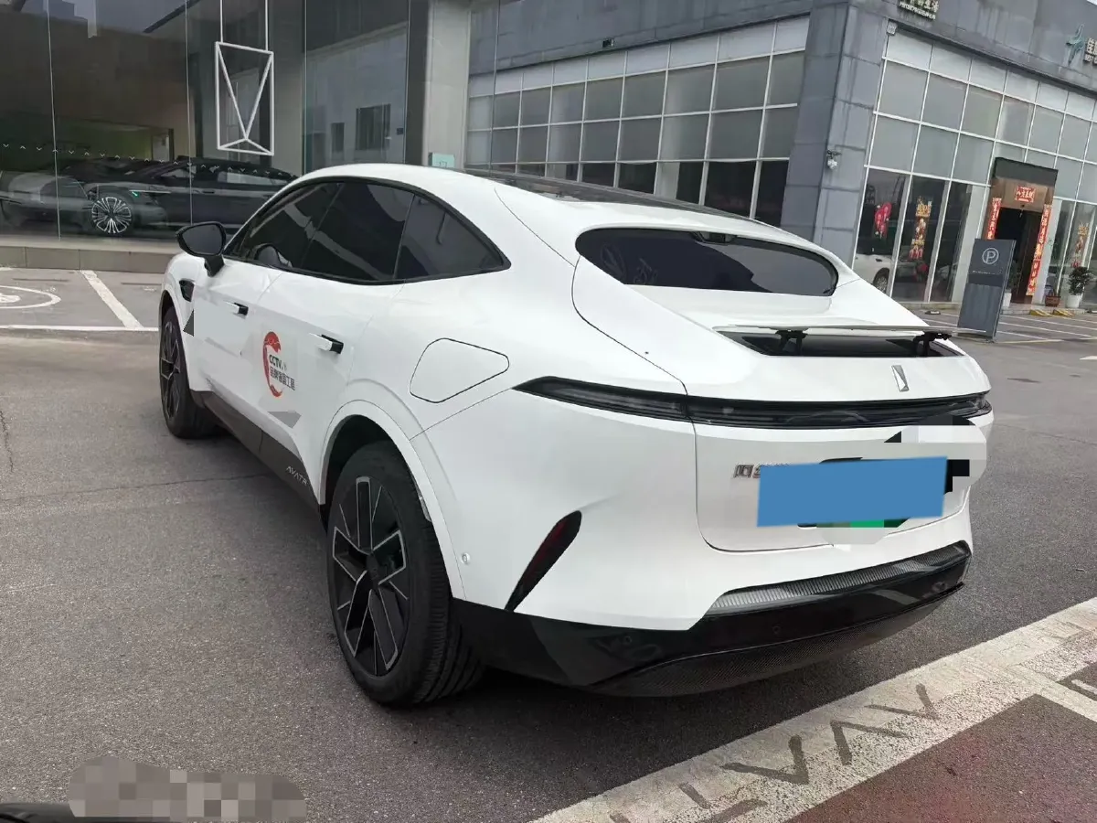 2025 Avatr 11 1.5T 156HP L4 REEV,autocango,china used car exporter,china ev exporter,chinese used car exporter,chinese used ev exporter