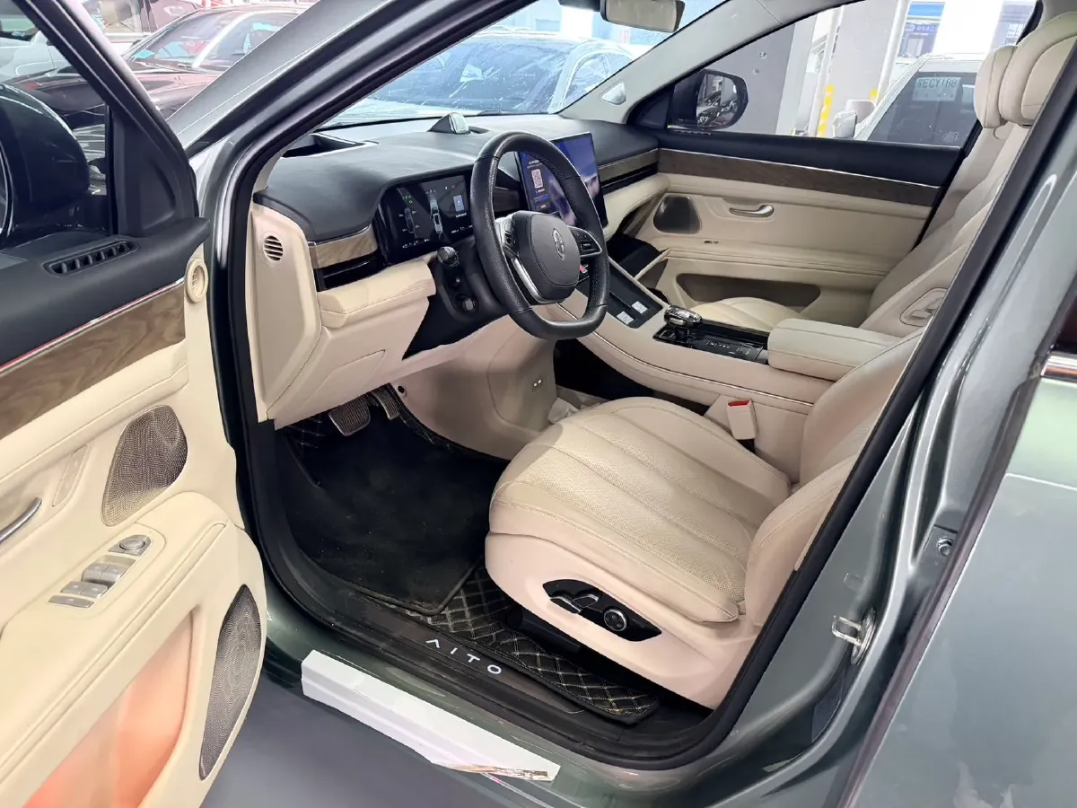 2022 AITO AITO M7 Range Extended 125HP REEV 40KWH,autocango,china used car exporter,china ev exporter,chinese used car exporter,chinese used ev exporter