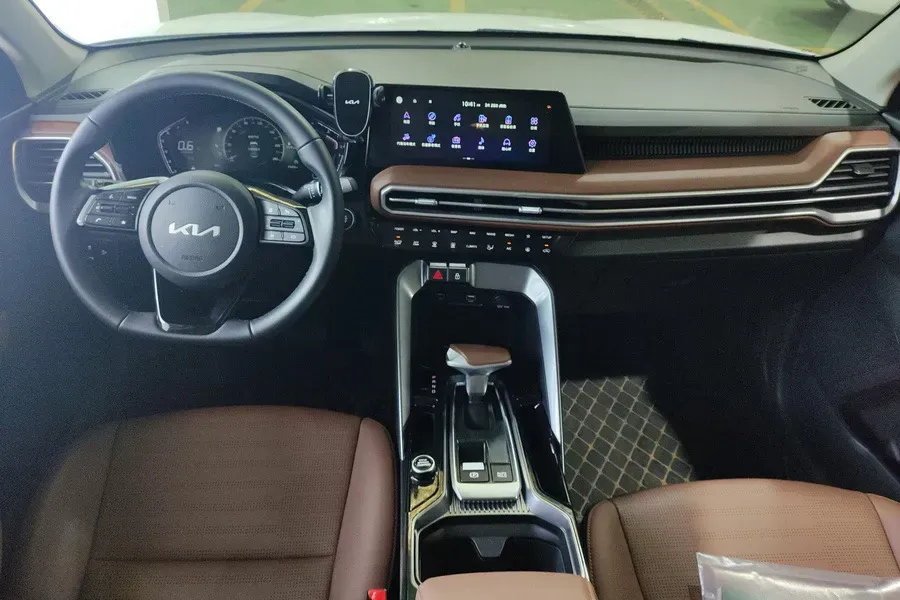 2021 Kia Sportage R 2.0L 161HP L4 6AT,autocango,china used car exporter,china ev exporter,chinese used car exporter,chinese used ev exporter