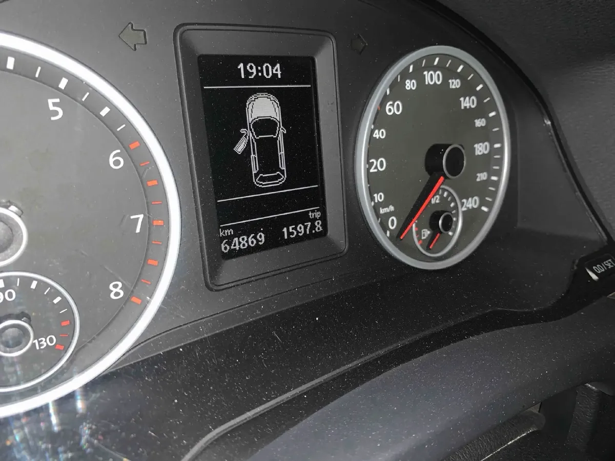 2016 Volkswagen Touran 1.4T 150HP L4 7DCT,autocango,china used car exporter,china ev exporter,chinese used car exporter,chinese used ev exporter