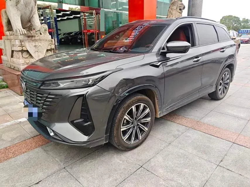 2023 ChangAn CS75 Plus 1.5T 188HP L4 8AT,autocango,china used car exporter,china ev exporter,chinese used car exporter,chinese used ev exporter
