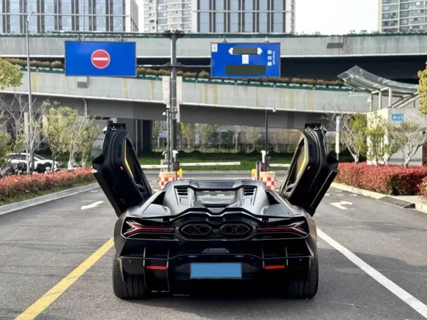 2023 Lamborghini Revuelto 6.5L 826HP V12 8DCT PHEV 3.8KWH,autocango,china used car exporter,china ev exporter,chinese used car exporter,chinese used ev exporter