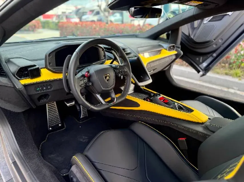 2023 Lamborghini Revuelto 6.5L 826HP V12 8DCT PHEV 3.8KWH,autocango,china used car exporter,china ev exporter,chinese used car exporter,chinese used ev exporter