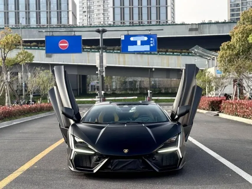 2023 Lamborghini Revuelto 6.5L 826HP V12 8DCT PHEV 3.8KWH,autocango,china used car exporter,china ev exporter,chinese used car exporter,chinese used ev exporter