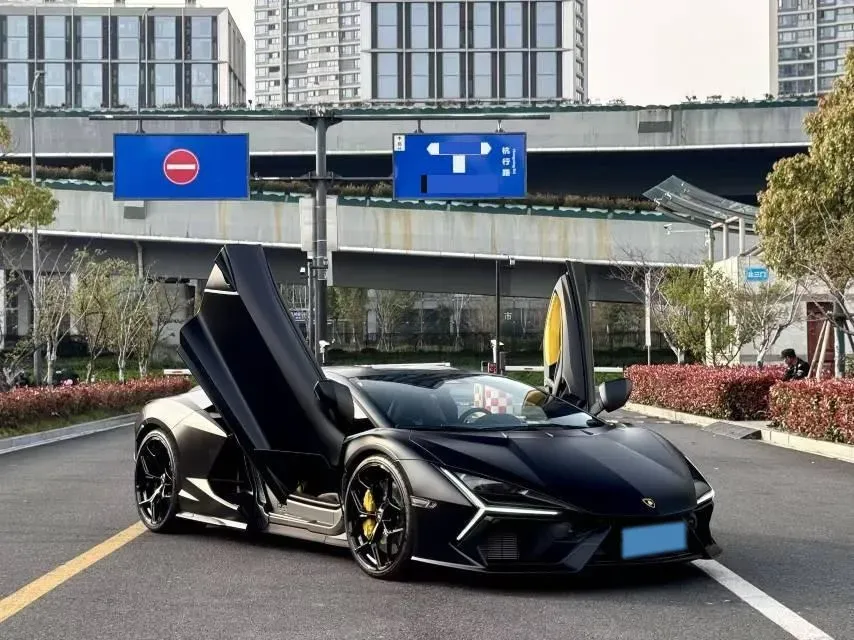 2023 Lamborghini Revuelto 6.5L 826HP V12 8DCT PHEV 3.8KWH,autocango,china used car exporter,china ev exporter,chinese used car exporter,chinese used ev exporter