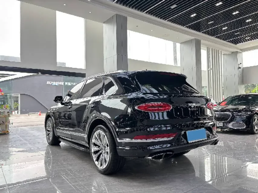 2022 Bentley Bentayga 4.0T 550HP V8 8AT,autocango,china used car exporter,china ev exporter,chinese used car exporter,chinese used ev exporter