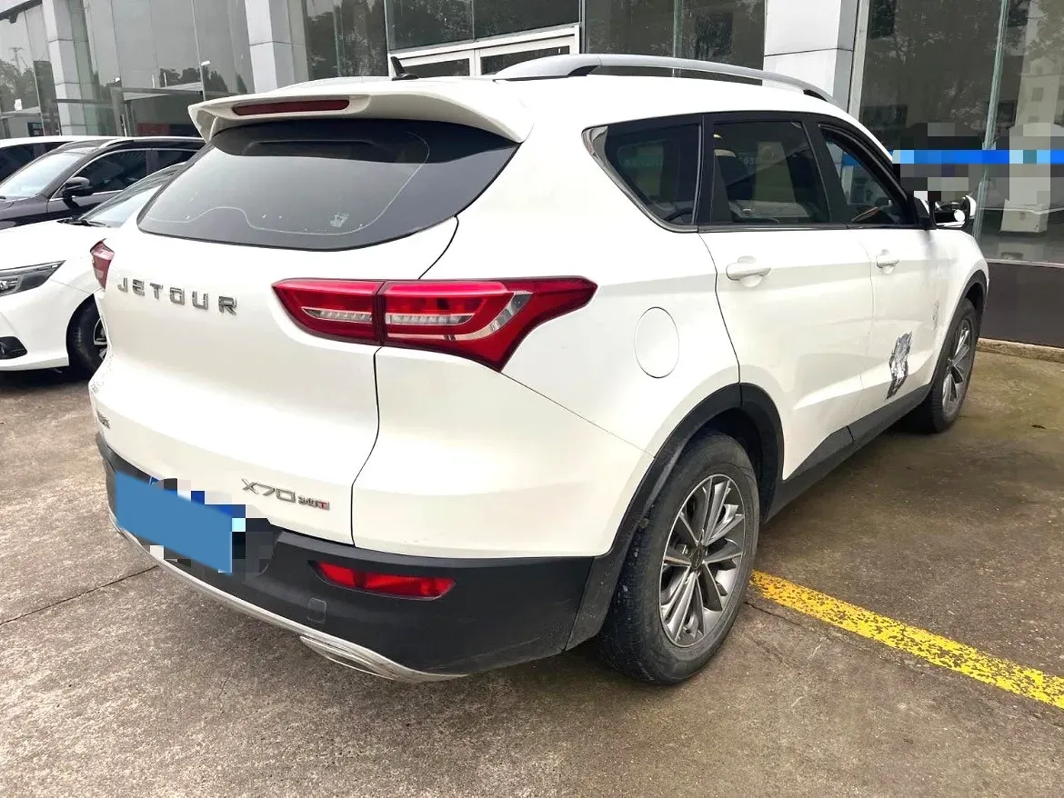 2018 Jetour X70 1.5T 147HP L4 5MT,autocango,china used car exporter,china ev exporter,chinese used car exporter,chinese used ev exporter