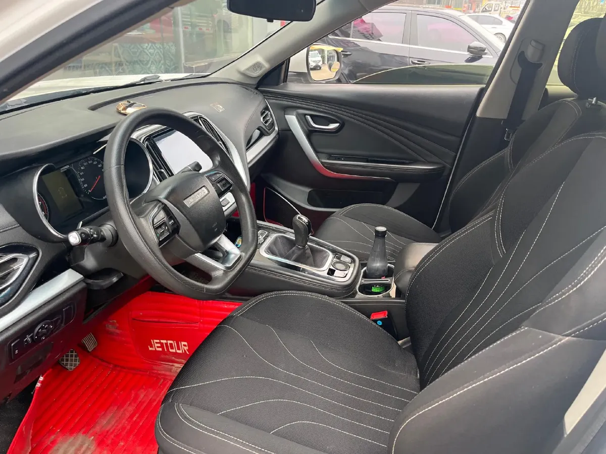 2018 Jetour X70 1.5T 147HP L4 5MT,autocango,china used car exporter,china ev exporter,chinese used car exporter,chinese used ev exporter