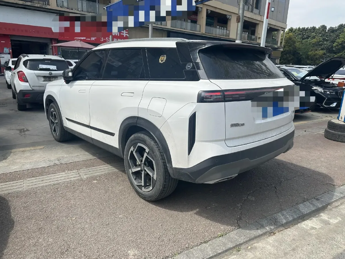 2023 Chery Exploration 06 1.6T 197HP L4 7DCT,autocango,china used car exporter,china ev exporter,chinese used car exporter,chinese used ev exporter