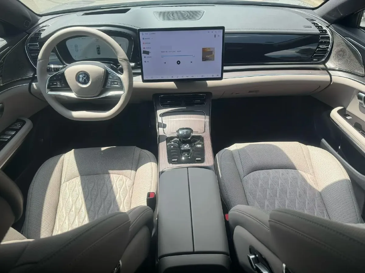 2025 BYD Han 1.5T 156HP L4 E-CVT PHEV,autocango,china used car exporter,china ev exporter,chinese used car exporter,chinese used ev exporter