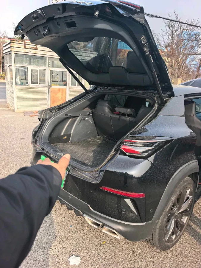 2020 ChangAn UNI-T 1.5T 180HP L4 7DCT,autocango,china used car exporter,china ev exporter,chinese used car exporter,chinese used ev exporter