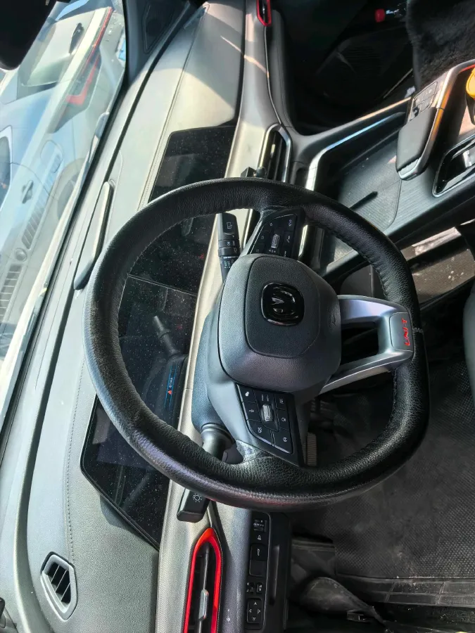 2020 ChangAn UNI-T 1.5T 180HP L4 7DCT,autocango,china used car exporter,china ev exporter,chinese used car exporter,chinese used ev exporter