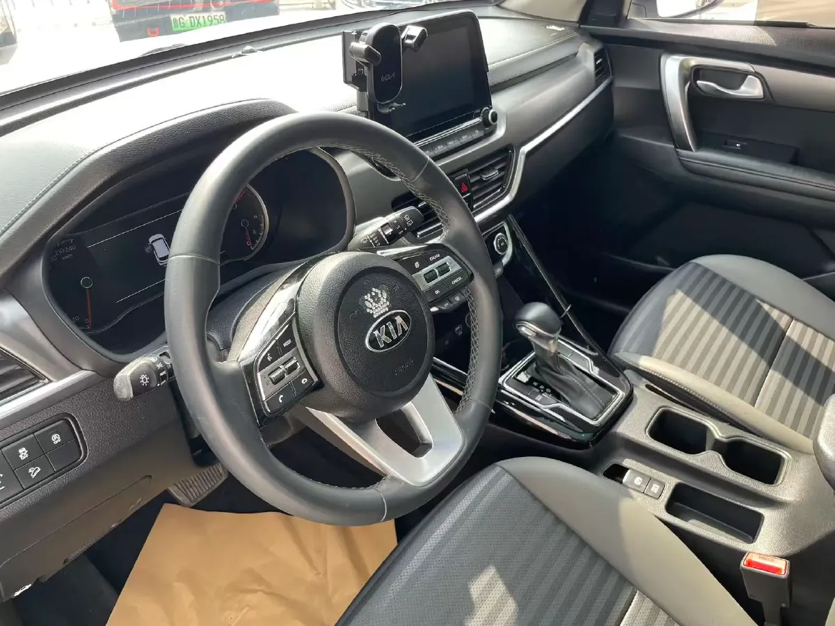 2019 Kia Sportage R 2.0L 160HP L4 6AT,autocango,china used car exporter,china ev exporter,chinese used car exporter,chinese used ev exporter