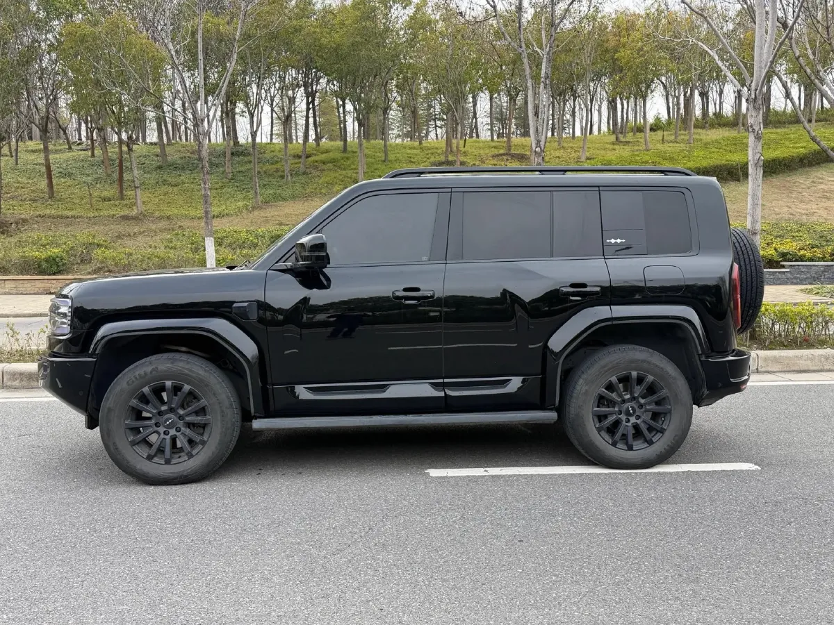 2025 FangChengBao Bao 5 1.5T 194HP L4 E-CVT PHEV 31.8KWH,autocango,china used car exporter,china ev exporter,chinese used car exporter,chinese used ev exporter