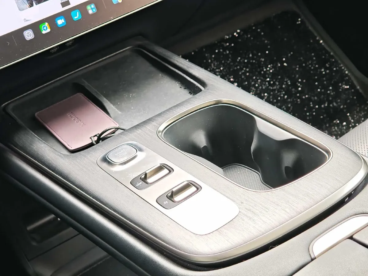 2024 MI SU7 BEV 73.6KWH,autocango,china used car exporter,china ev exporter,chinese used car exporter,chinese used ev exporter