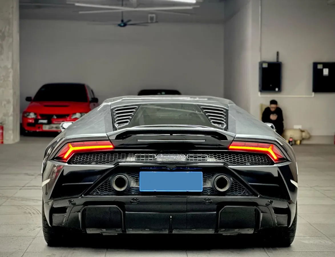 2020 Lamborghini Huracán 5.2L 611HP V10 7DCT,autocango,china used car exporter,china ev exporter,chinese used car exporter,chinese used ev exporter