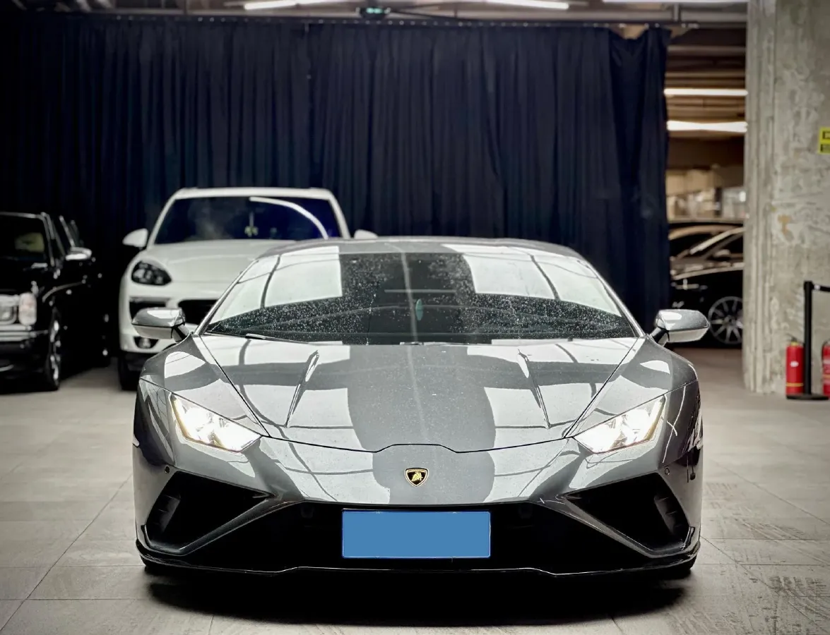 2020 Lamborghini Huracán 5.2L 611HP V10 7DCT,autocango,china used car exporter,china ev exporter,chinese used car exporter,chinese used ev exporter
