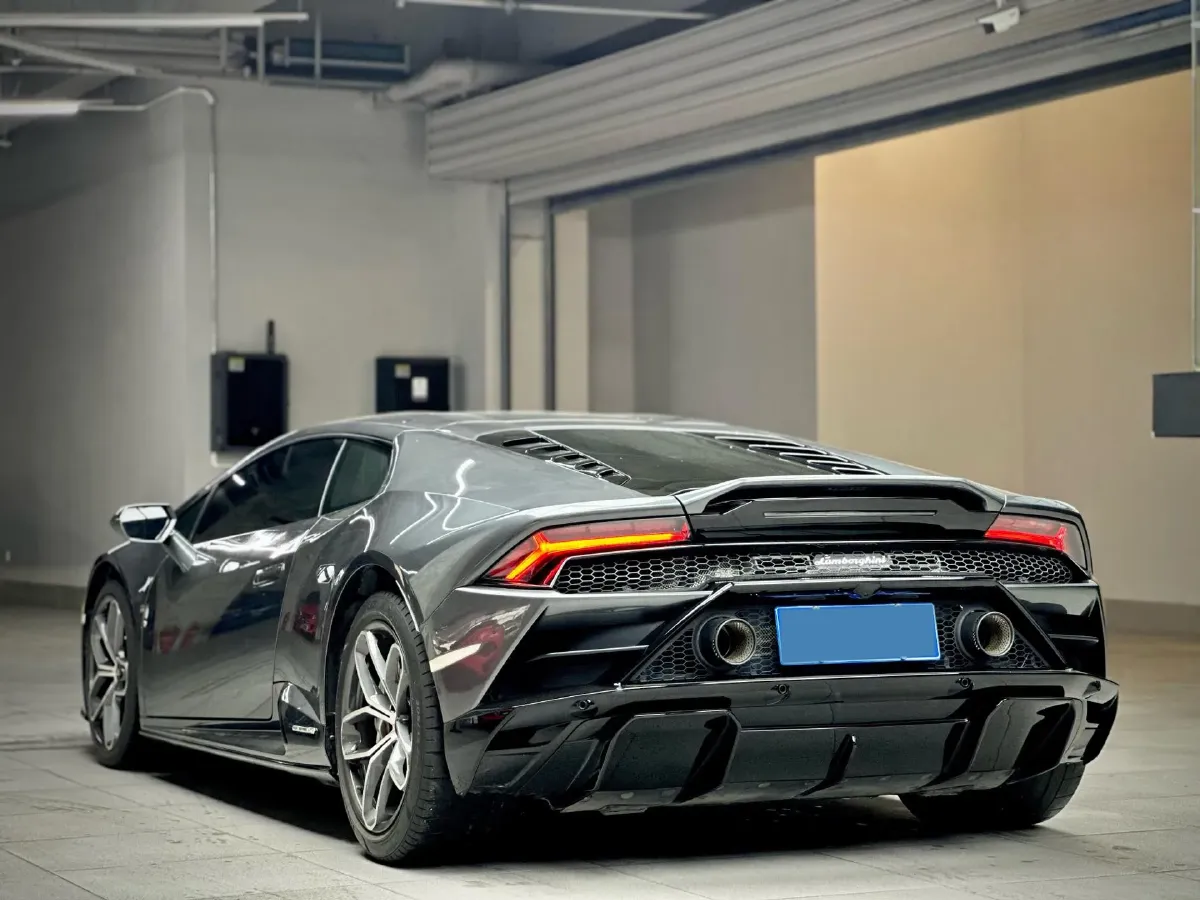 2020 Lamborghini Huracán 5.2L 611HP V10 7DCT,autocango,china used car exporter,china ev exporter,chinese used car exporter,chinese used ev exporter