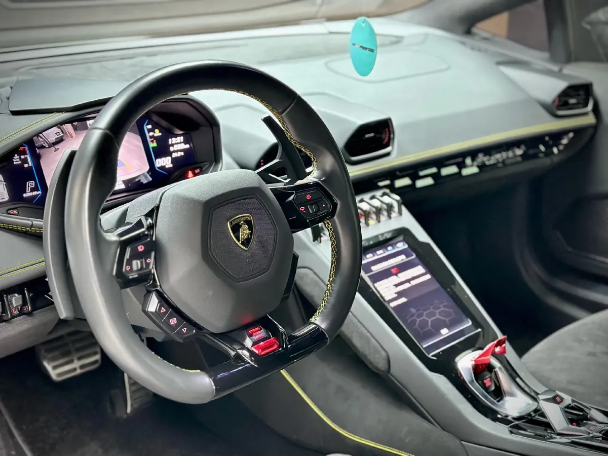 2020 Lamborghini Huracán 5.2L 611HP V10 7DCT,autocango,china used car exporter,china ev exporter,chinese used car exporter,chinese used ev exporter