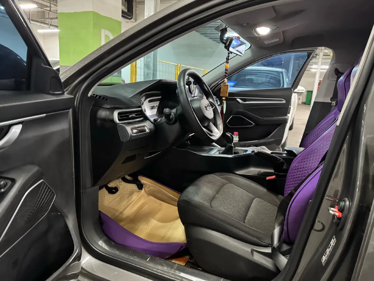 2025 Geely Emgrand 1.5L 127HP L4 5MT,autocango,china used car exporter,china ev exporter,chinese used car exporter,chinese used ev exporter