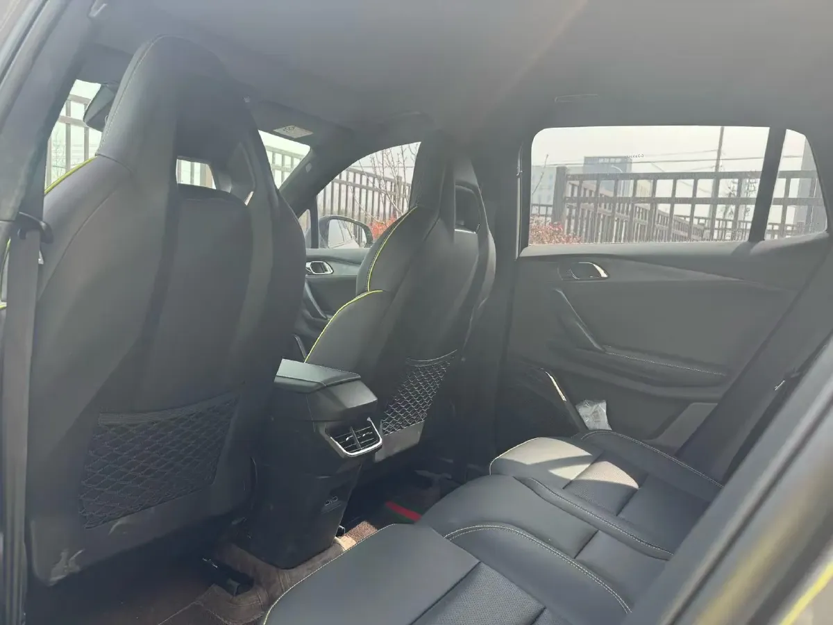 2023 LYNK&CO 03 1.5T 181HP L4 7DCT,autocango,china used car exporter,china ev exporter,chinese used car exporter,chinese used ev exporter