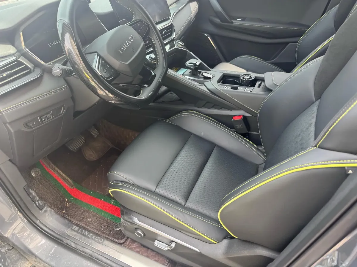 2023 LYNK&CO 03 1.5T 181HP L4 7DCT,autocango,china used car exporter,china ev exporter,chinese used car exporter,chinese used ev exporter