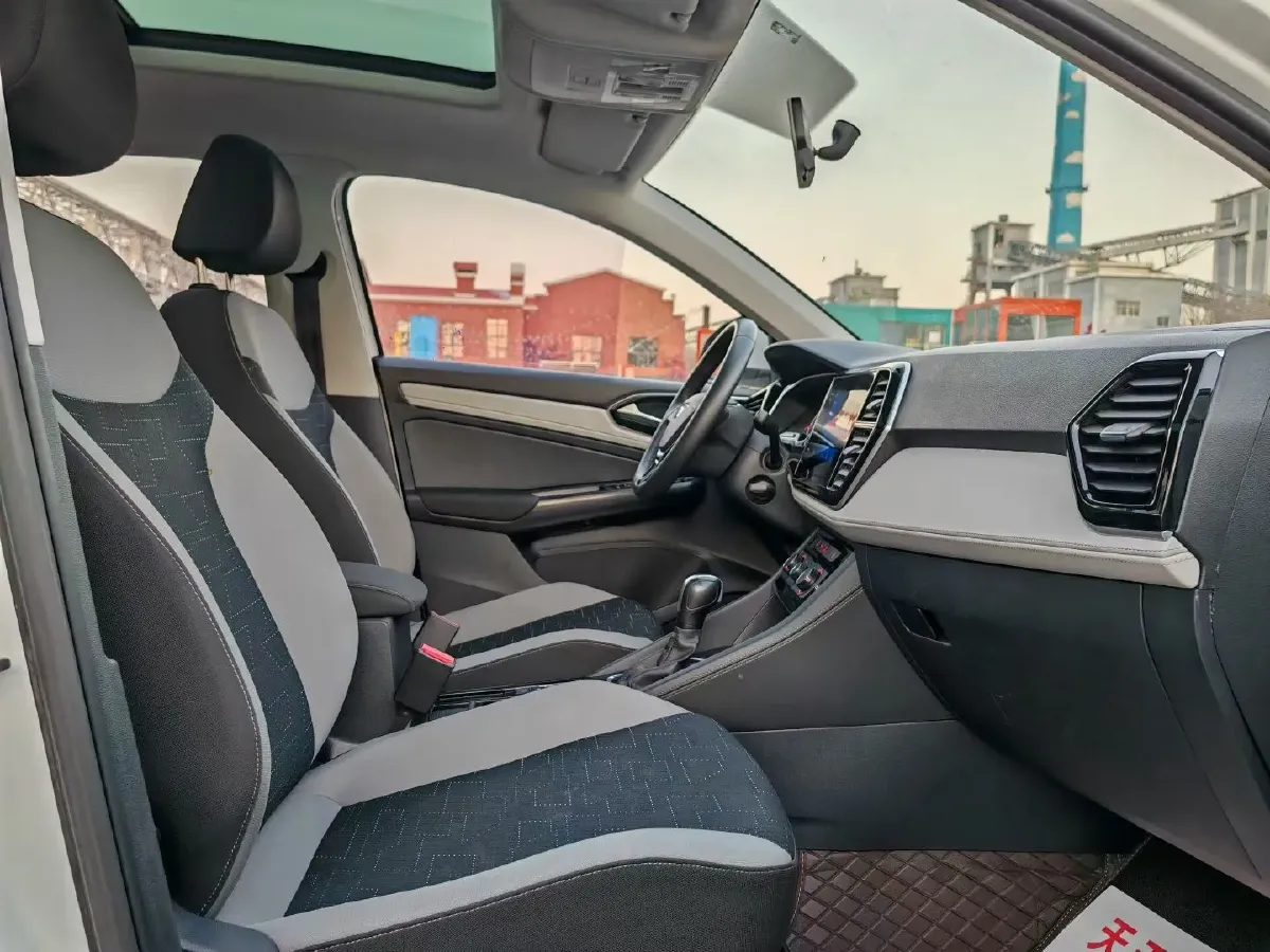 2023 Jetta VS7 1.4T 150HP L4 6AT,autocango,china used car exporter,china ev exporter,chinese used car exporter,chinese used ev exporter