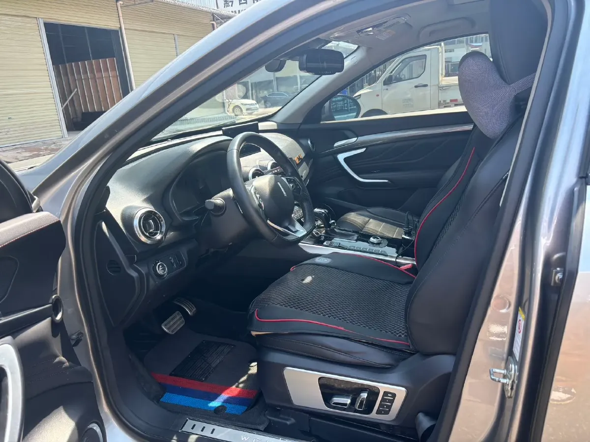 2017 WEY VV7 2.0T 234HP L4 7DCT,autocango,china used car exporter,china ev exporter,chinese used car exporter,chinese used ev exporter