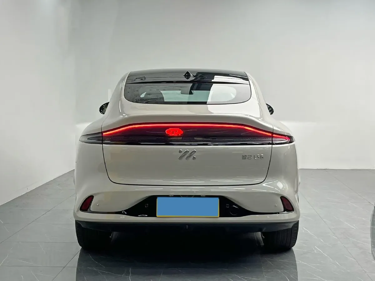 2025 IM LS6 BEV 83KWH,autocango,china used car exporter,china ev exporter,chinese used car exporter,chinese used ev exporter