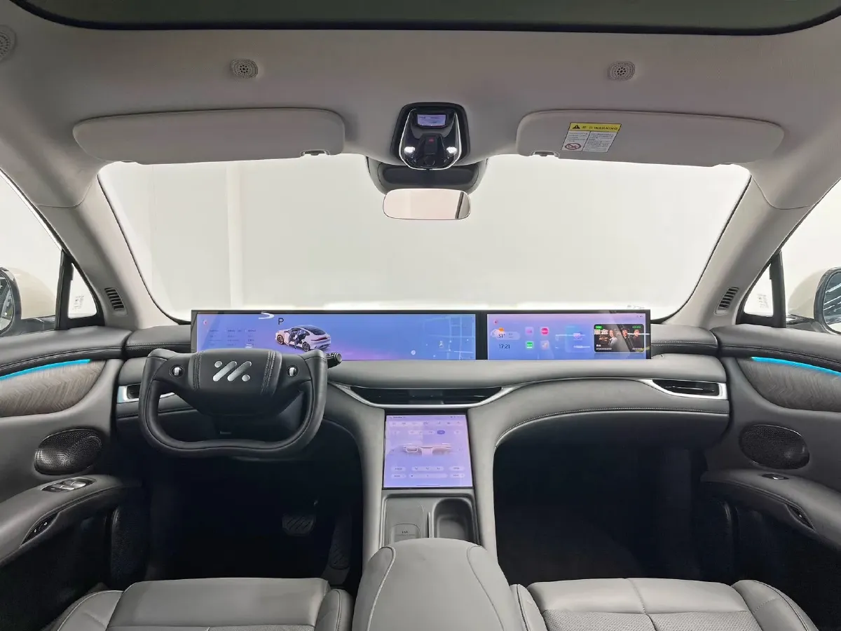 2025 IM LS6 BEV 83KWH,autocango,china used car exporter,china ev exporter,chinese used car exporter,chinese used ev exporter