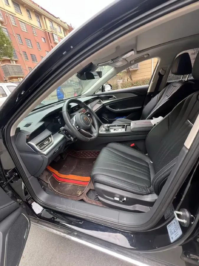 2023 HongQi H5 2.0T 224HP L4 8AT,autocango,china used car exporter,china ev exporter,chinese used car exporter,chinese used ev exporter