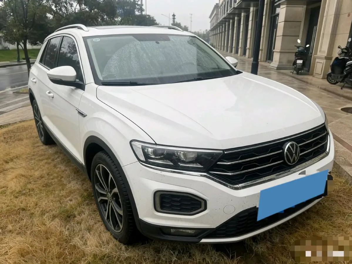 2022 Volkswagen T-Roc 1.4T 150HP L4 7DCT,autocango,china used car exporter,china ev exporter,chinese used car exporter,chinese used ev exporter