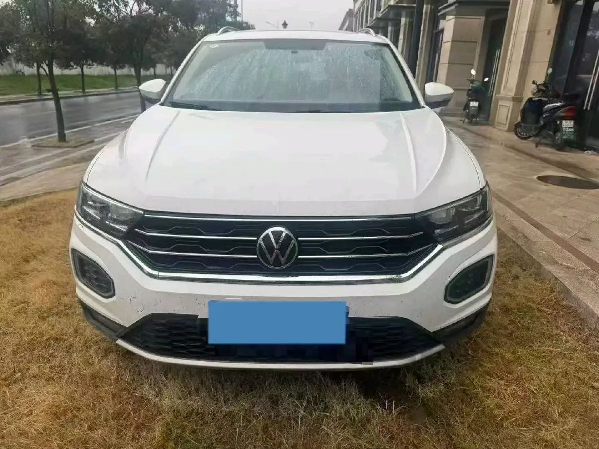 2022 Volkswagen T-Roc 1.4T 150HP L4 7DCT,autocango,china used car exporter,china ev exporter,chinese used car exporter,chinese used ev exporter