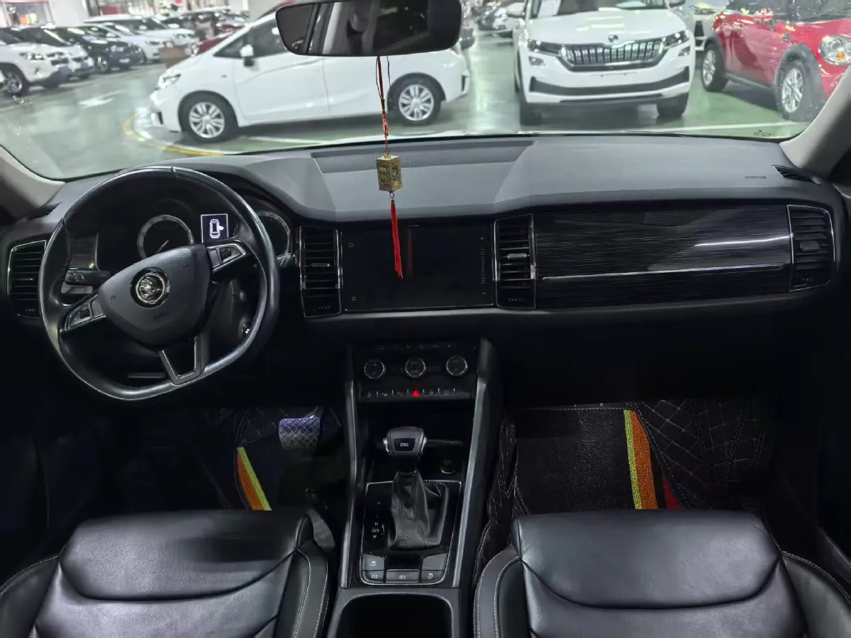 2018 Skoda Kodiak 2.0T 186HP L4 7DCT,autocango,china used car exporter,china ev exporter,chinese used car exporter,chinese used ev exporter