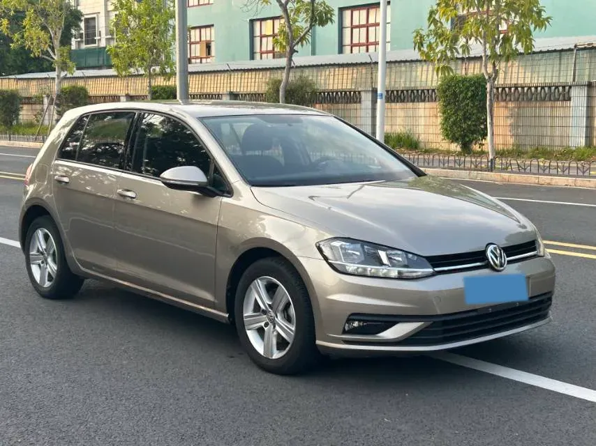 2018 Volkswagen Golf 1.6L 110HP L4 6AT,autocango,china used car exporter,china ev exporter,chinese used car exporter,chinese used ev exporter