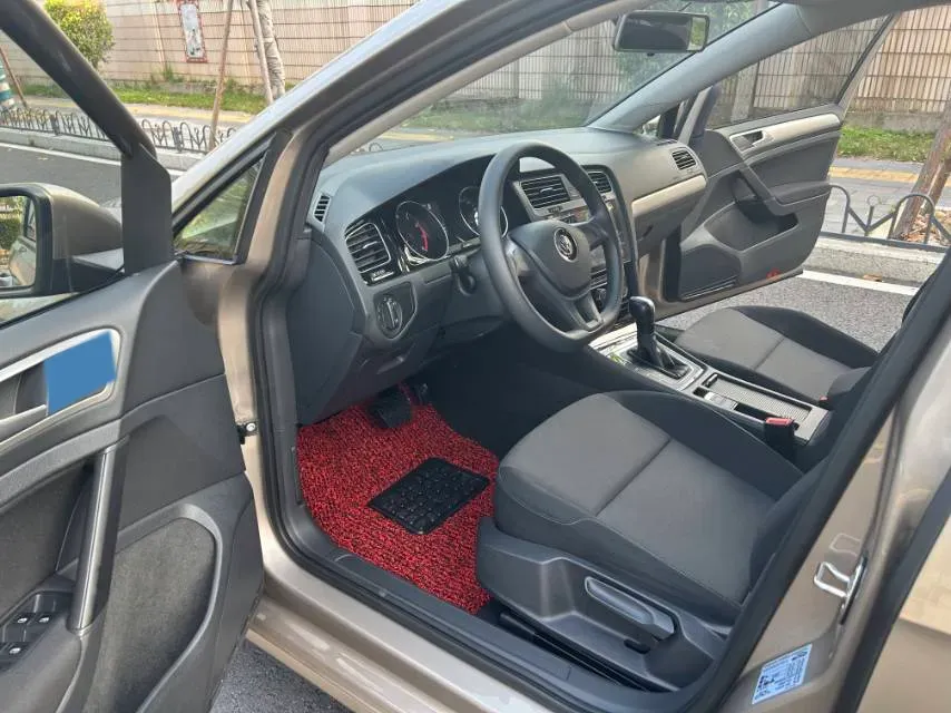 2018 Volkswagen Golf 1.6L 110HP L4 6AT,autocango,china used car exporter,china ev exporter,chinese used car exporter,chinese used ev exporter