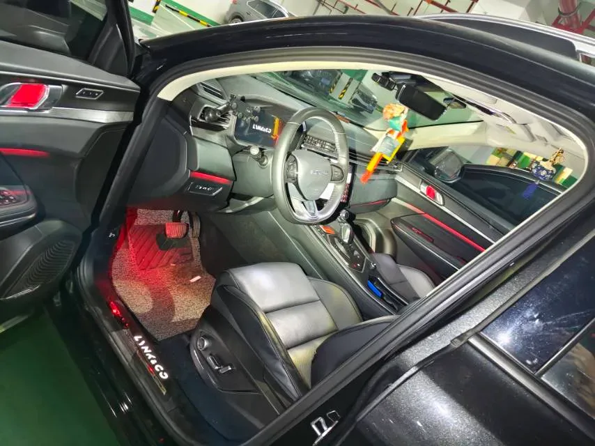 2021 LYNK&CO 01 2.0T 218HP L4 8AT,autocango,china used car exporter,china ev exporter,chinese used car exporter,chinese used ev exporter